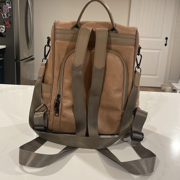 Fashionable Leather Backpack For Women Beige - Picture 2 of 3